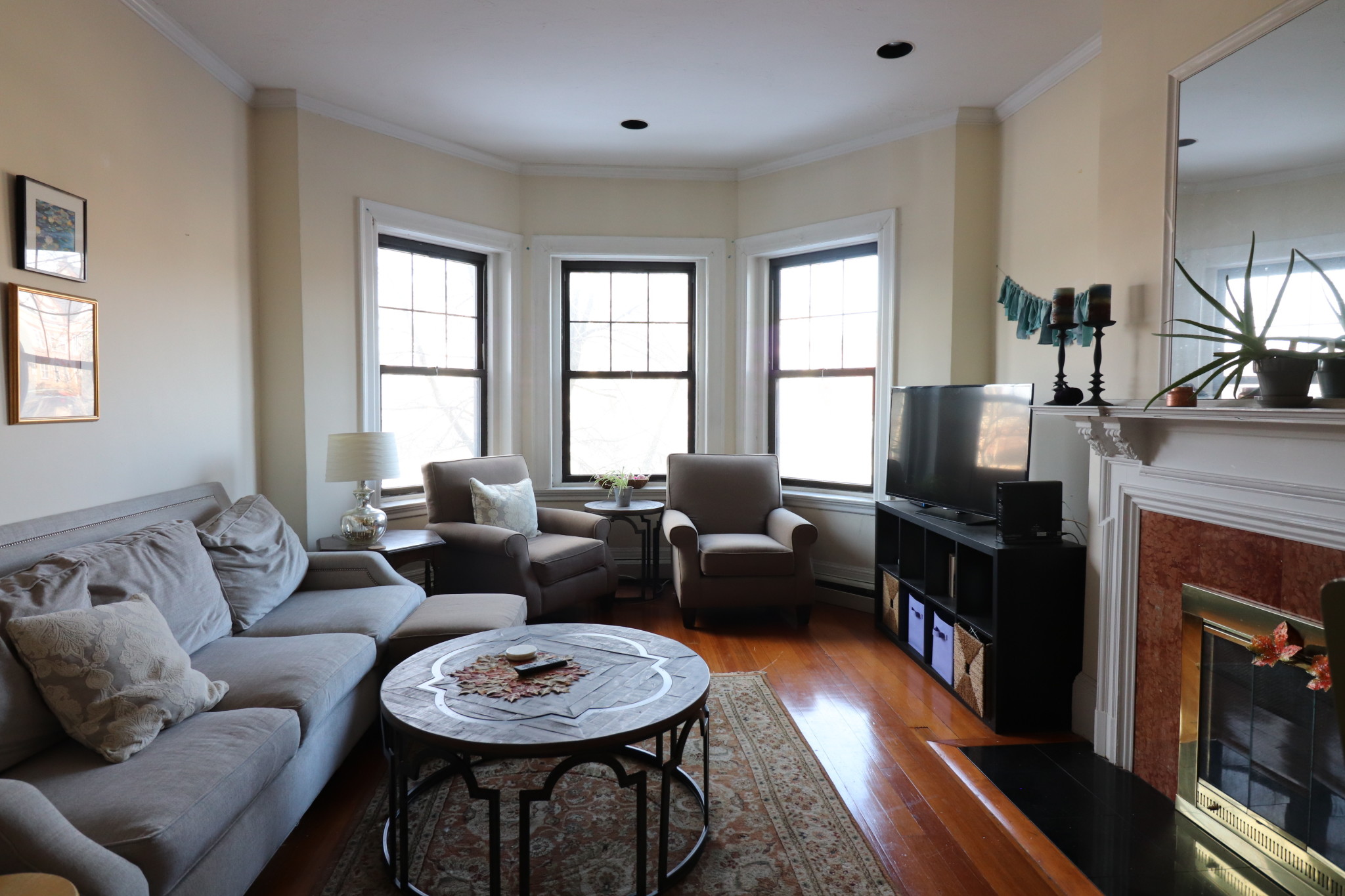 1689 Beacon St, Washington Square