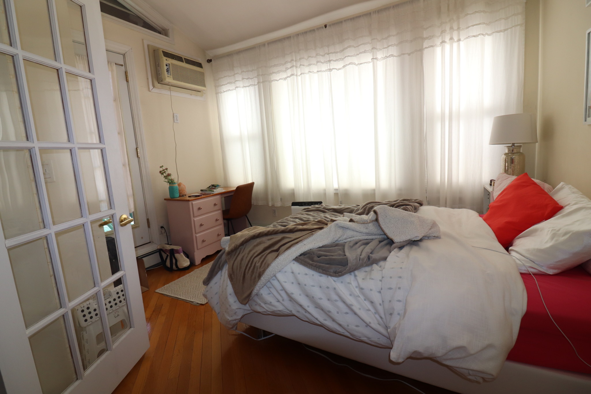 1689 Beacon St, Washington Square