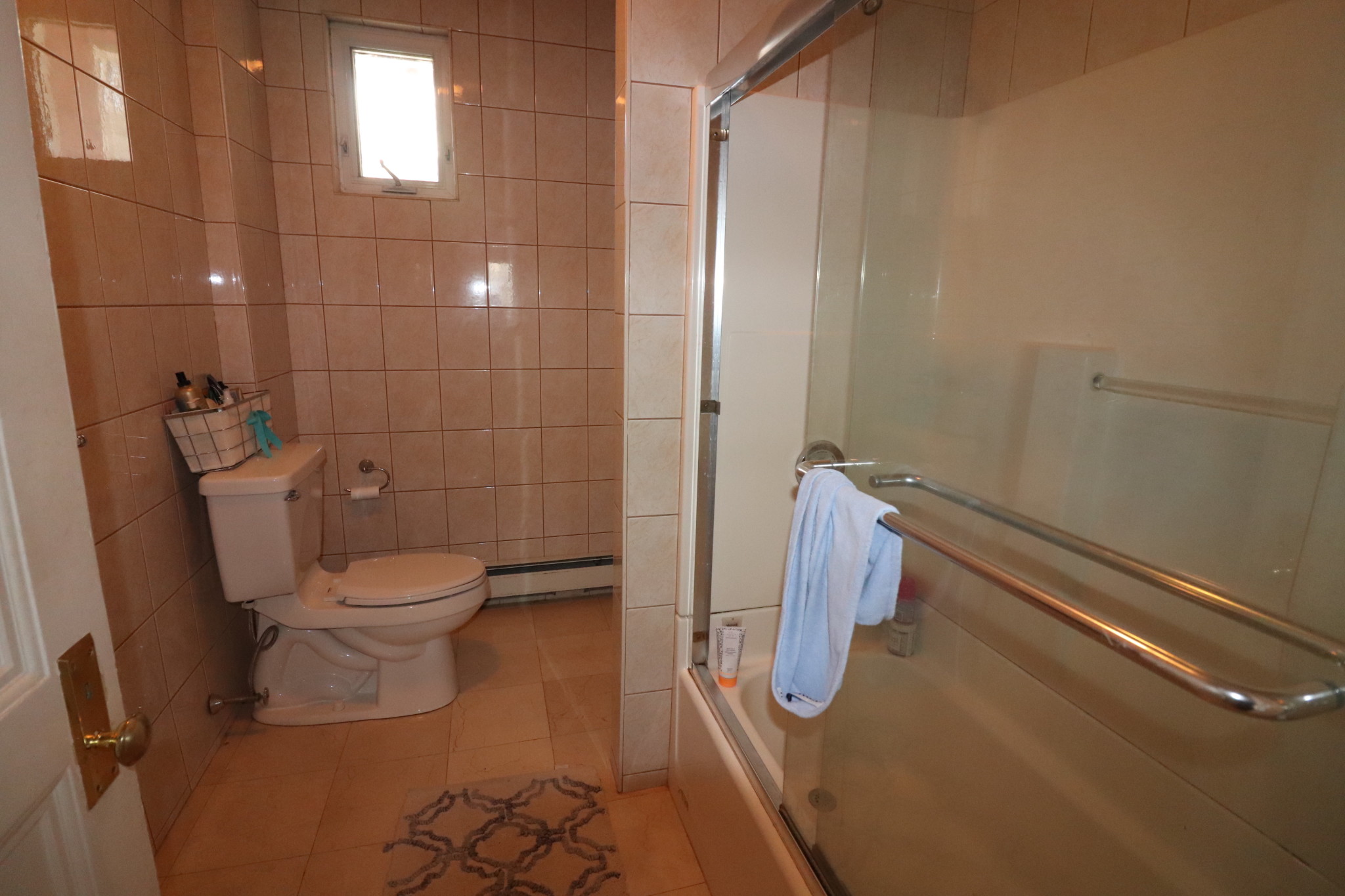 1689 Beacon St, Washington Square