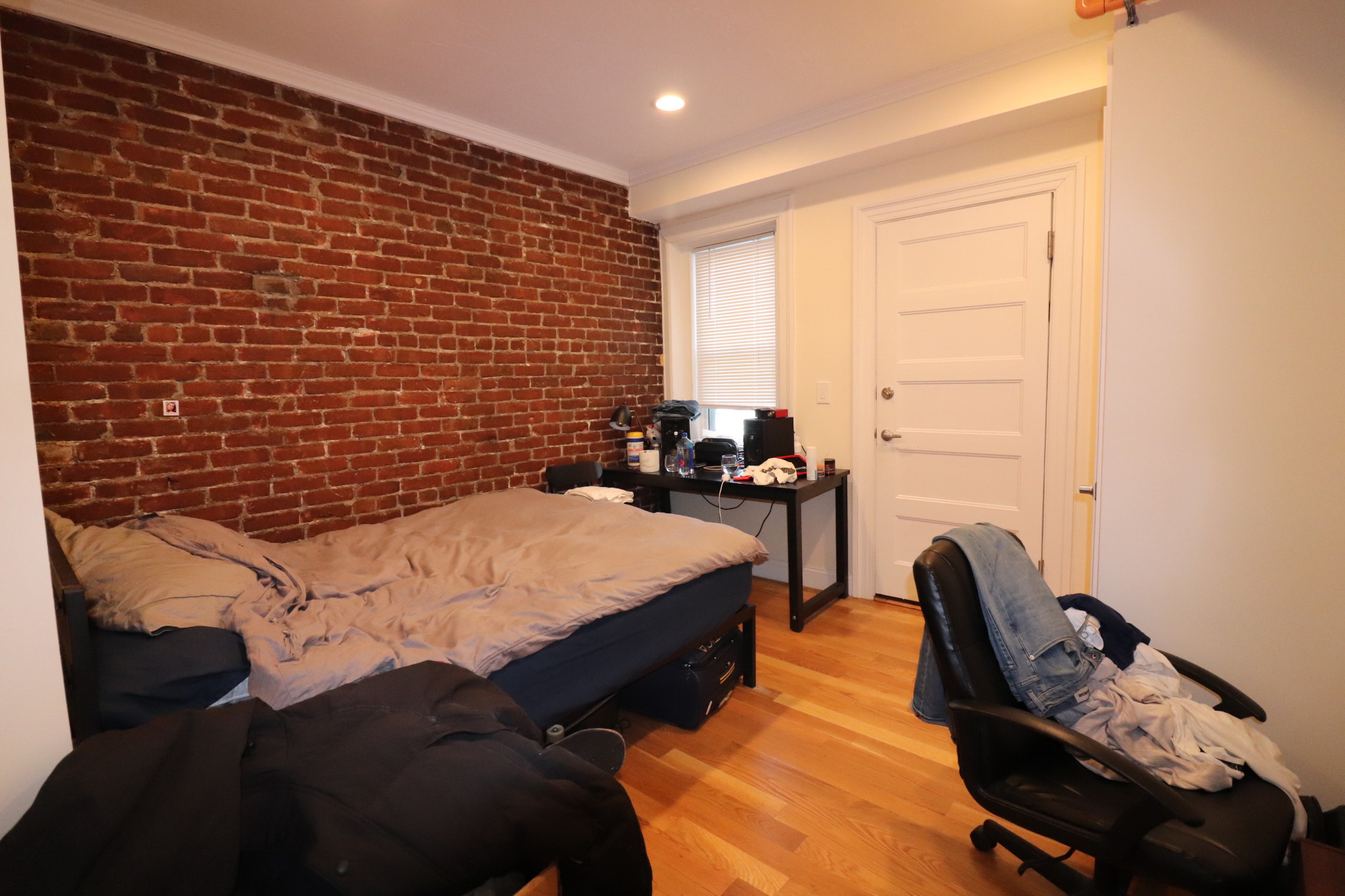 1616 Beacon St, Washington Square