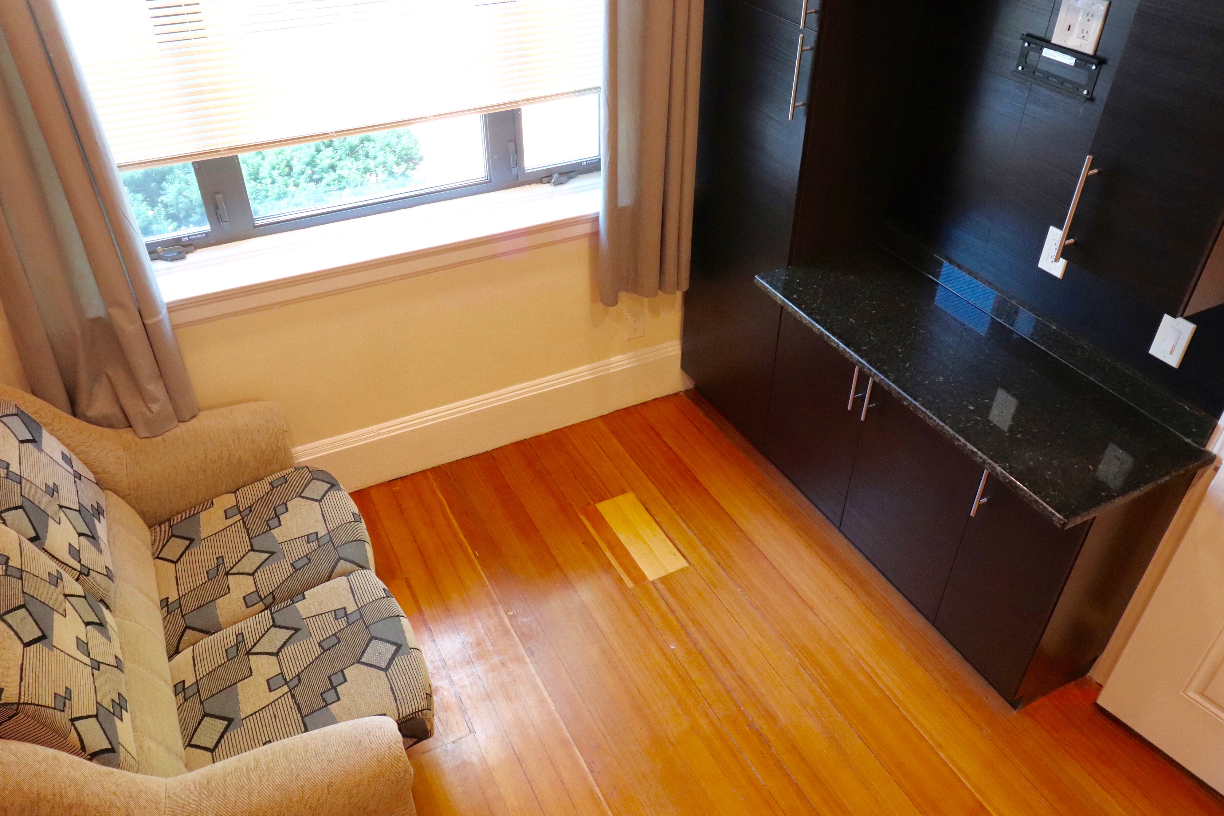 1689 Beacon St, Washington Square