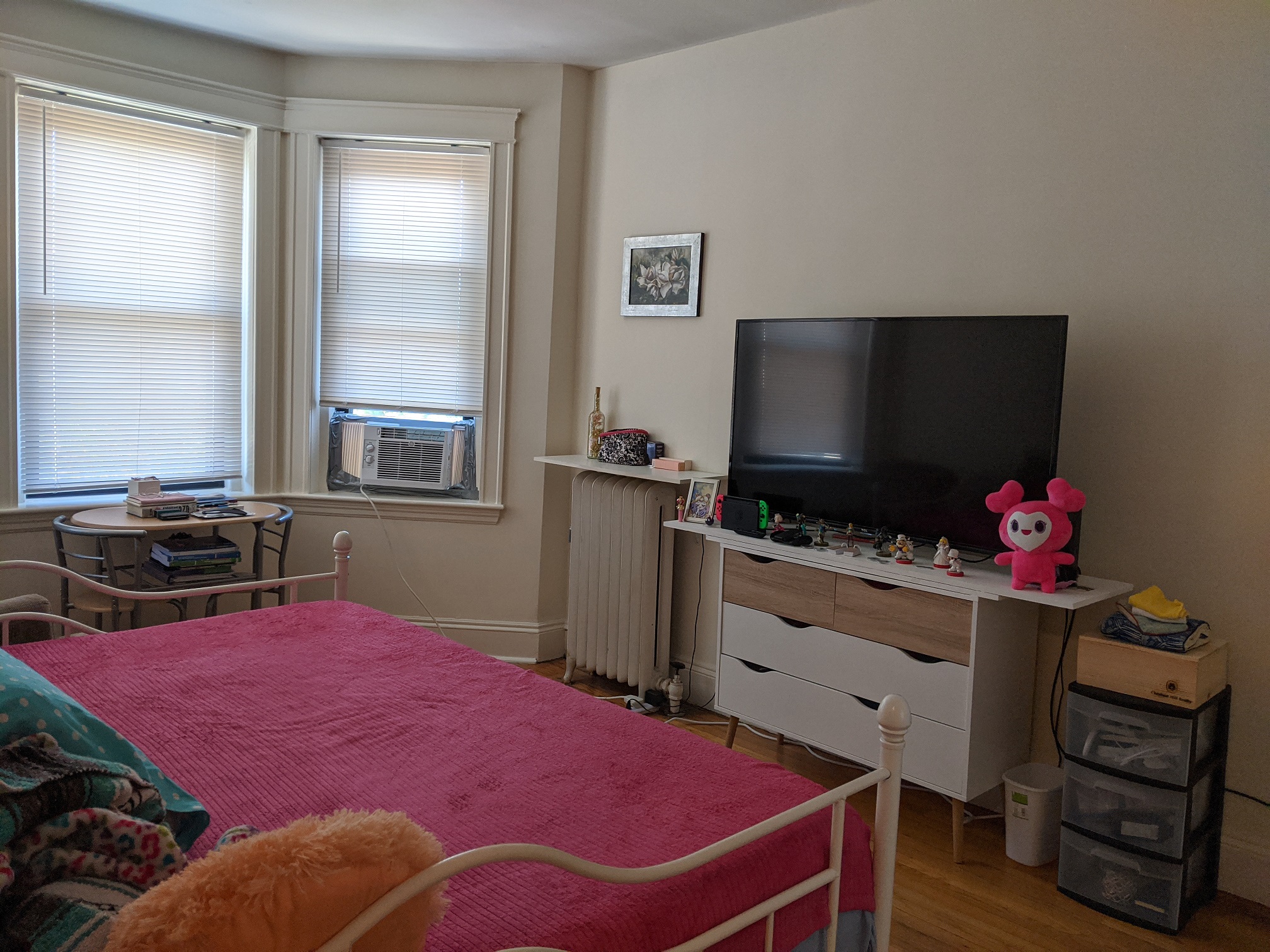 Studio bed, 1 bath apartment for rent at 39 Glenville Ave Unit 17, Allston — photo 2 of 7