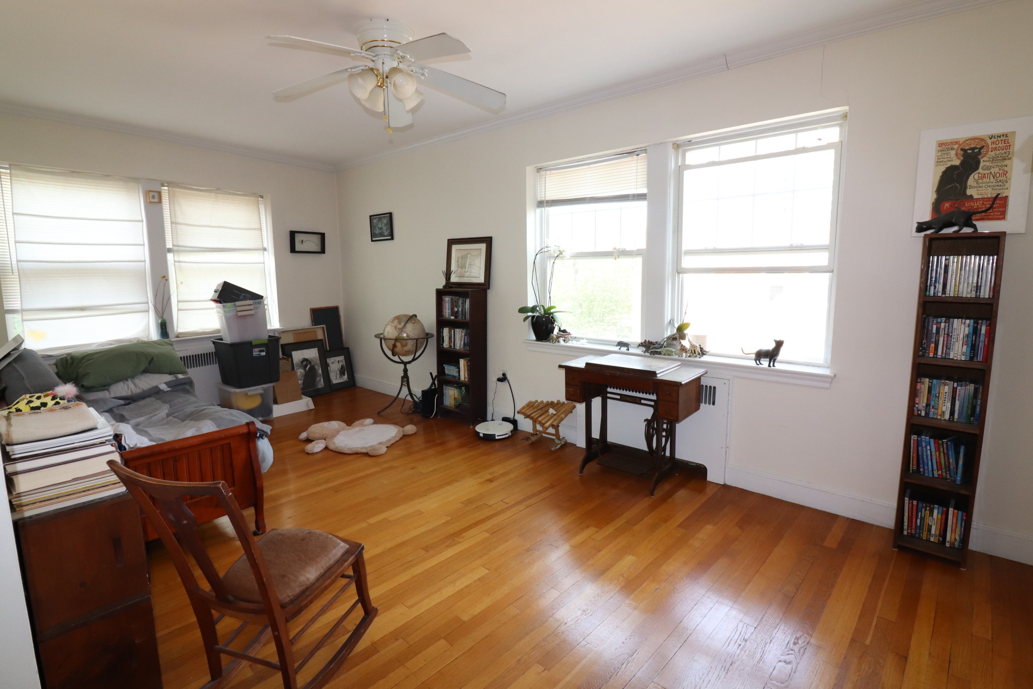 24 Fairbanks St, Washington Square