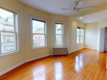 12 Montfern Ave, Brighton