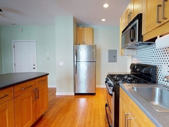 12 Montfern Ave, Brighton