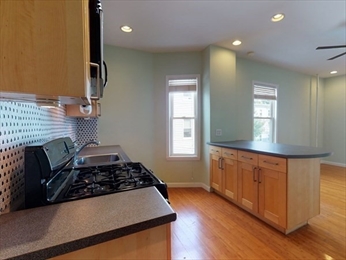 12 Montfern Ave, Brighton