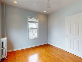 12 Montfern Ave, Brighton