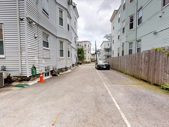 12 Montfern Ave, Brighton