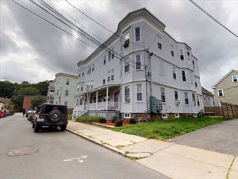 12 Montfern Ave, Brighton