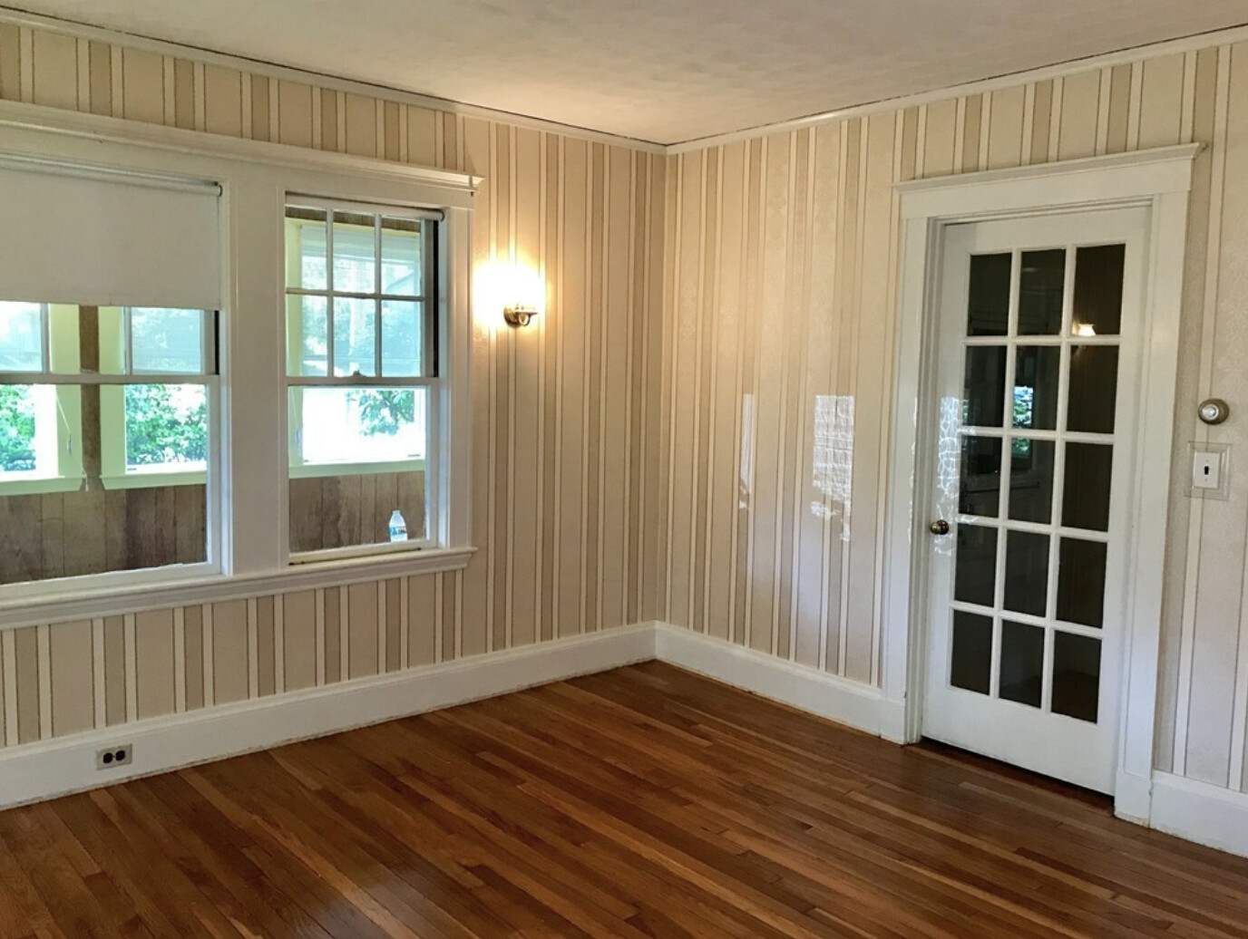 6 Colonial Ave, Newton
