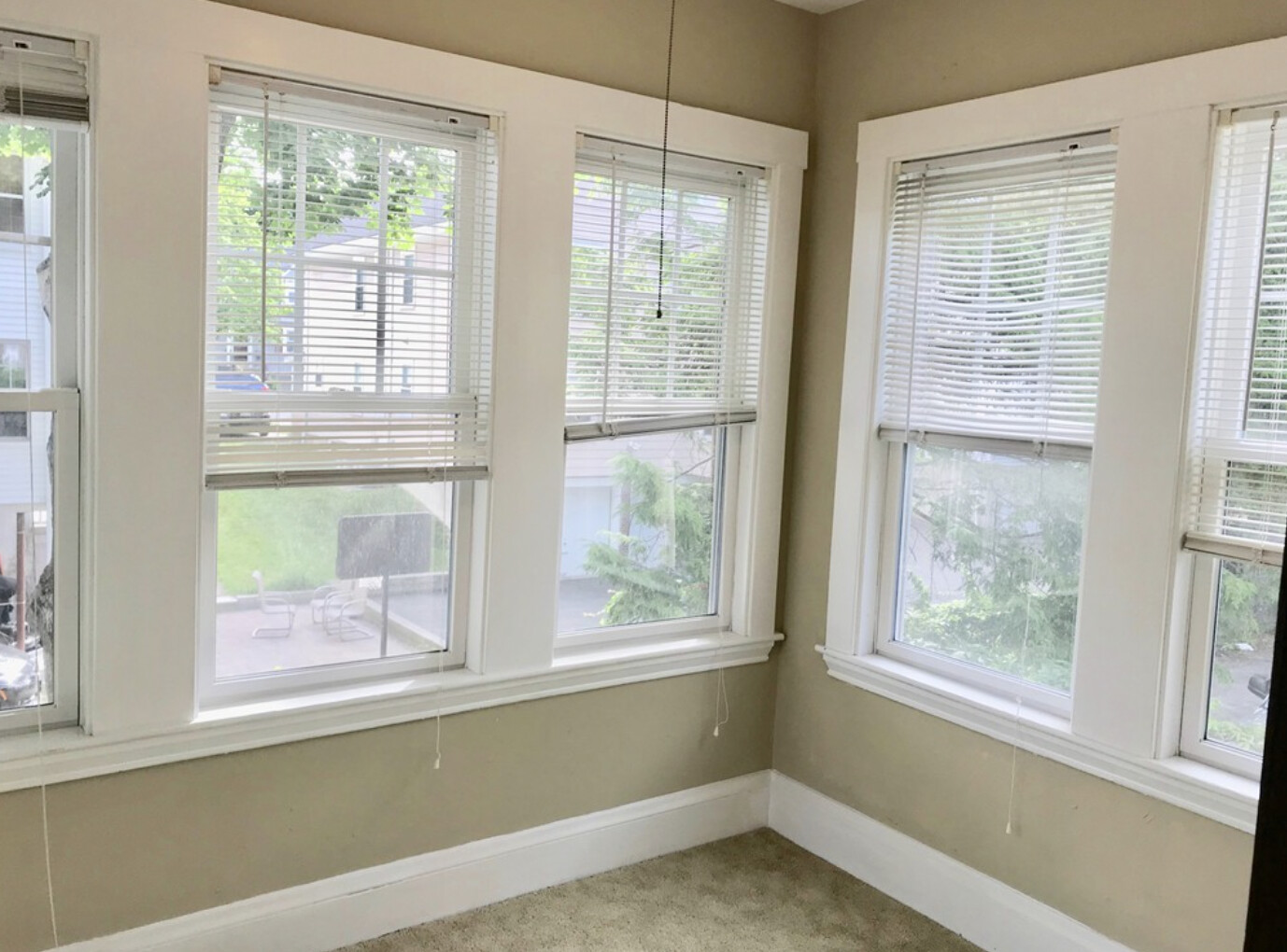 6 Colonial Ave, Newton