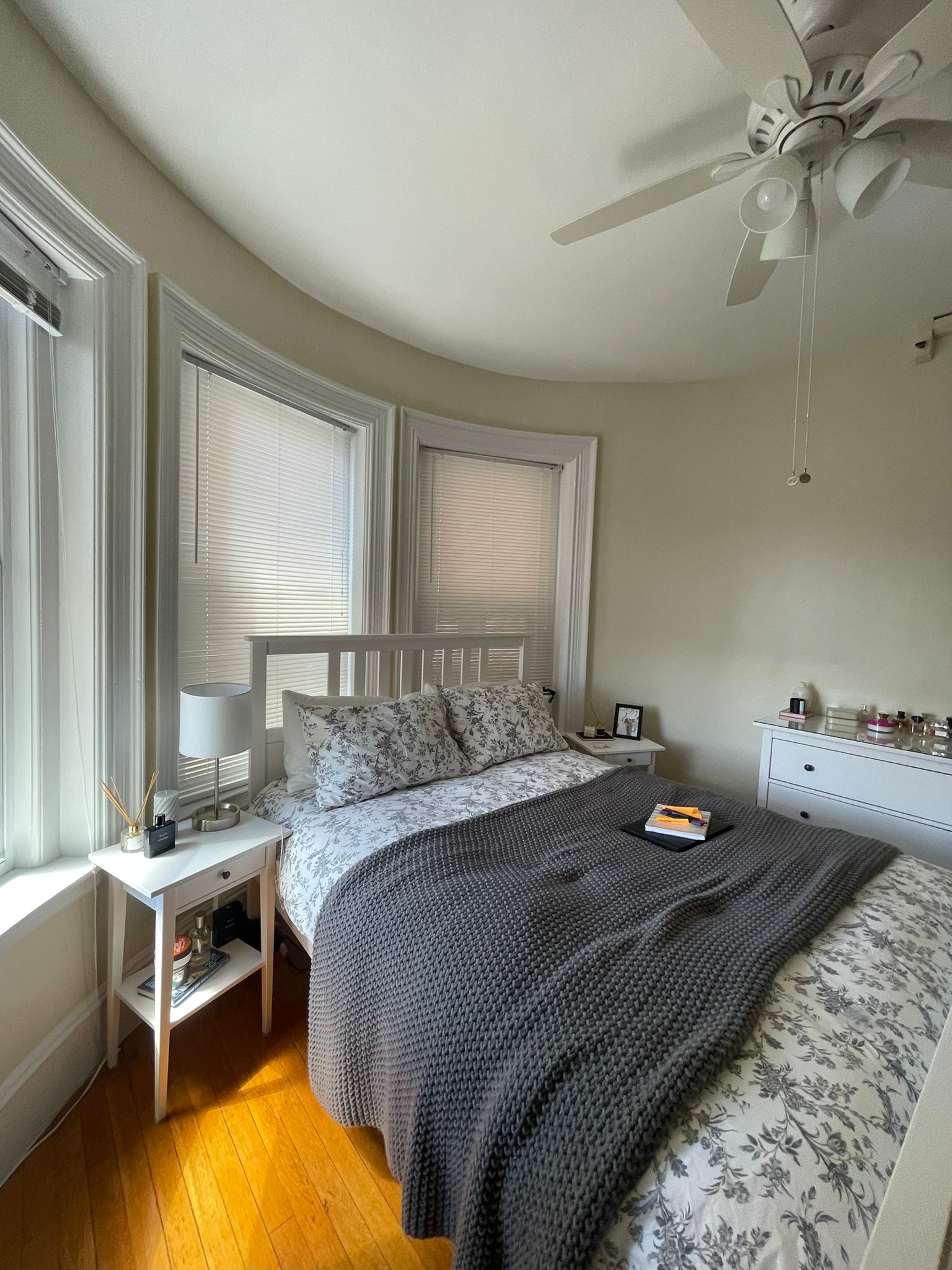 1477 Beacon St, Washington Square