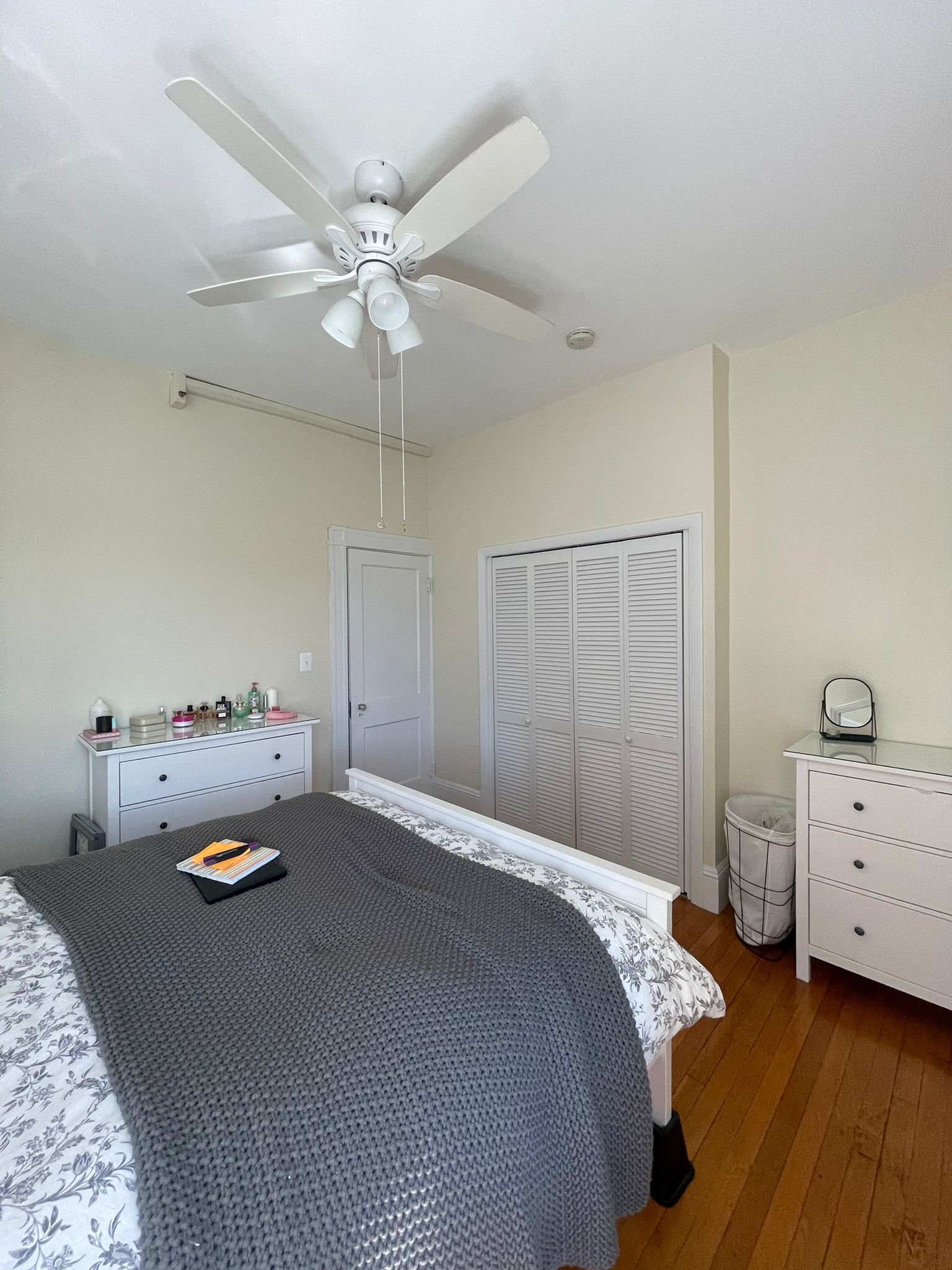 1477 Beacon St, Washington Square