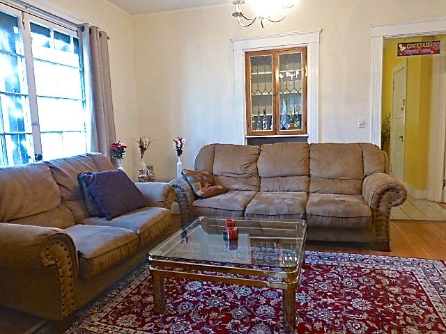 174 Winthrop Rd, Washington Square