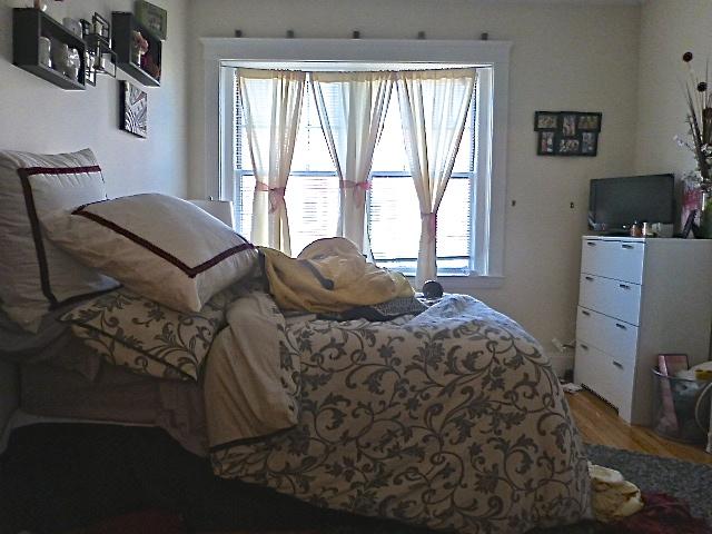 174 Winthrop Rd, Washington Square