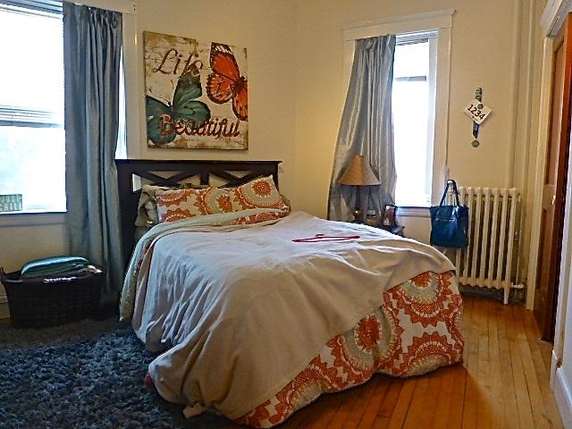 174 Winthrop Rd, Washington Square