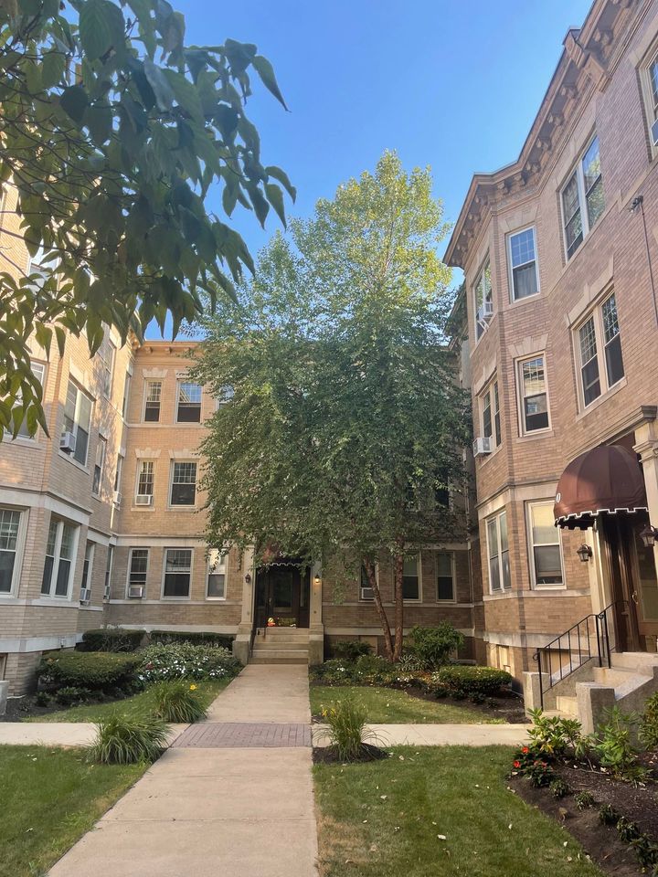 60 Dwight St, Coolidge Corner