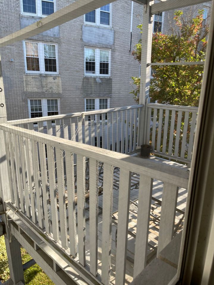 60 Dwight St, Coolidge Corner