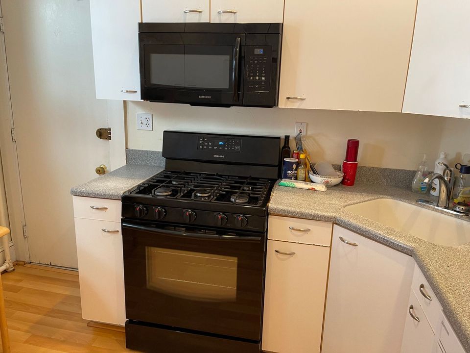 60 Dwight St, Coolidge Corner