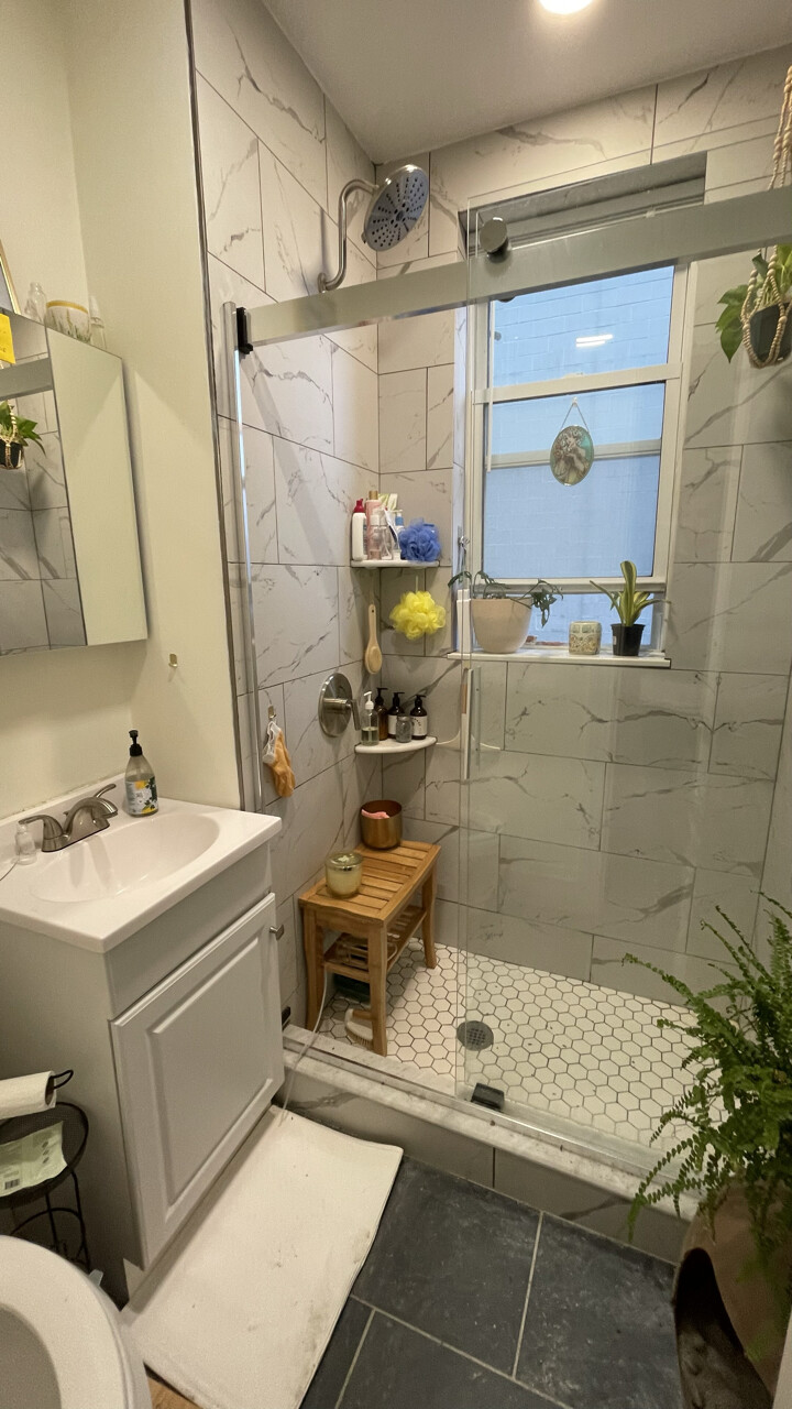 51 Queensberry St, Fenway