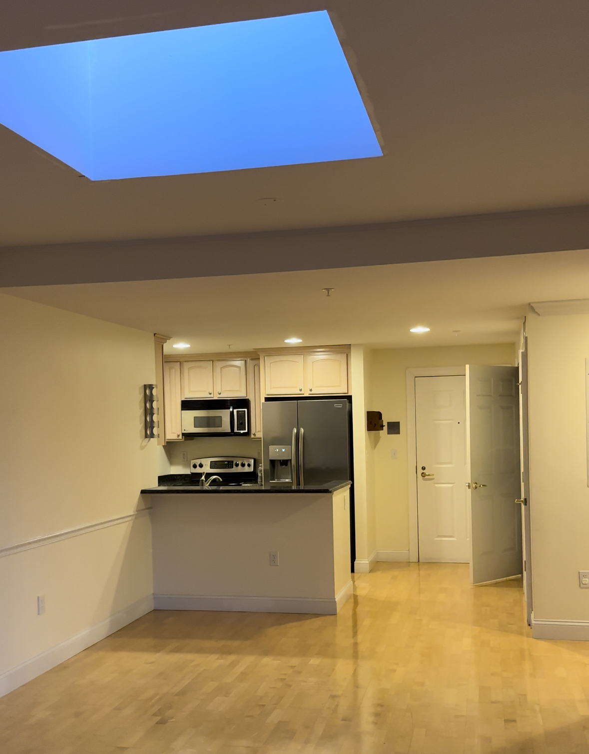 121 Centre St, North Brookline