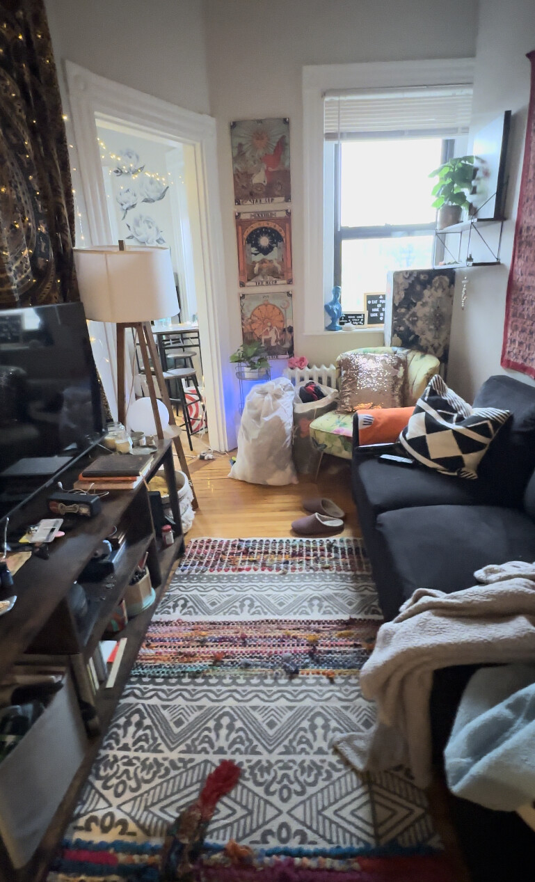 583 Beacon St, Fenway