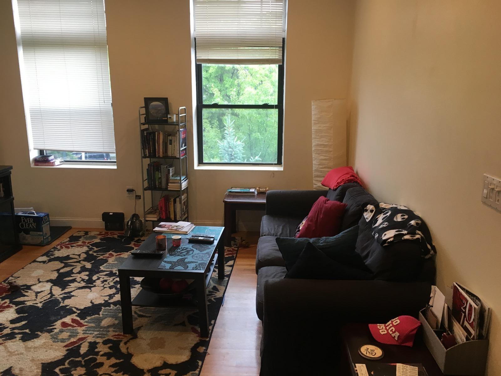 1801 Beacon St, Washington Square