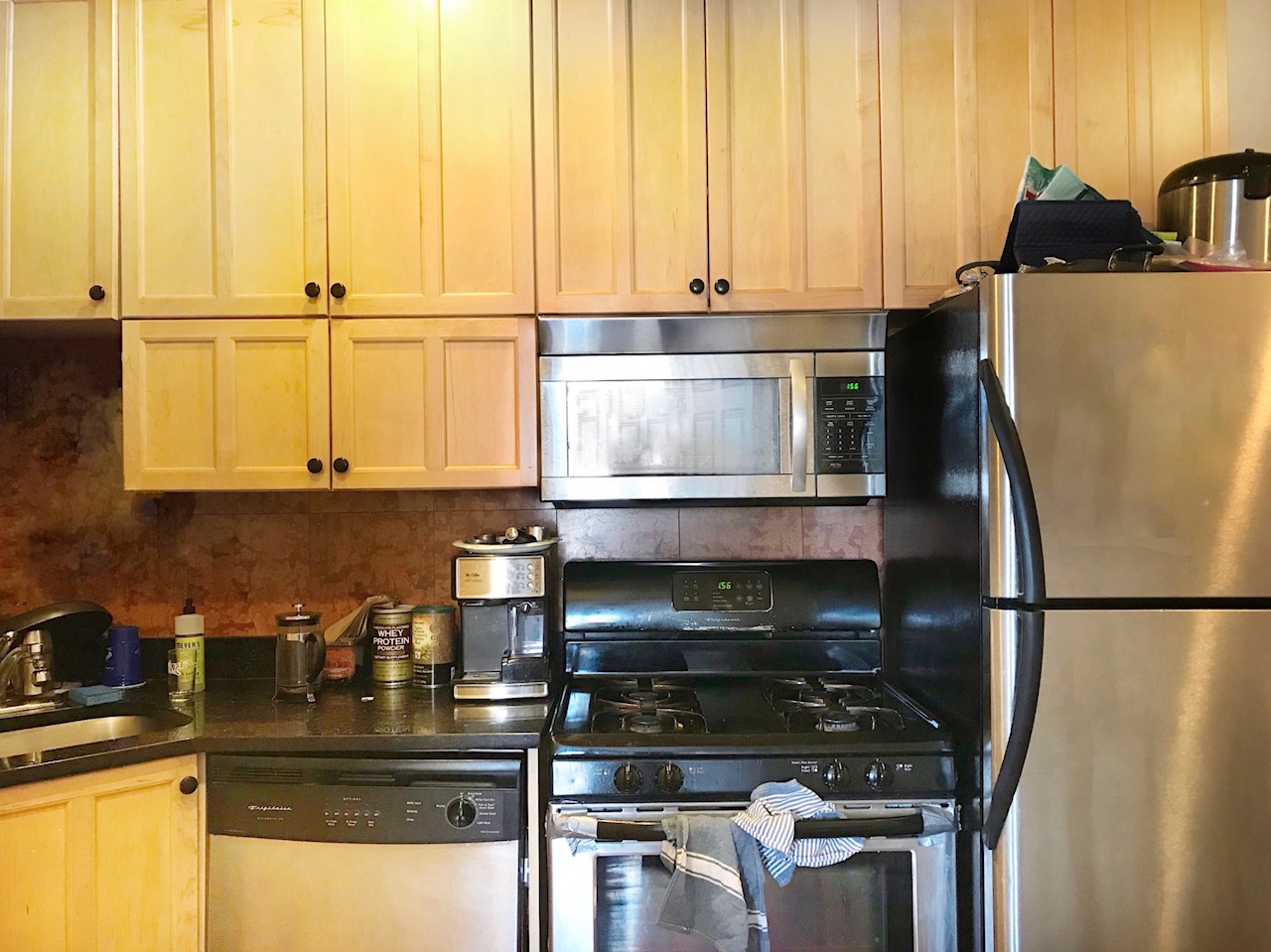 73 Thatcher St, Coolidge Corner