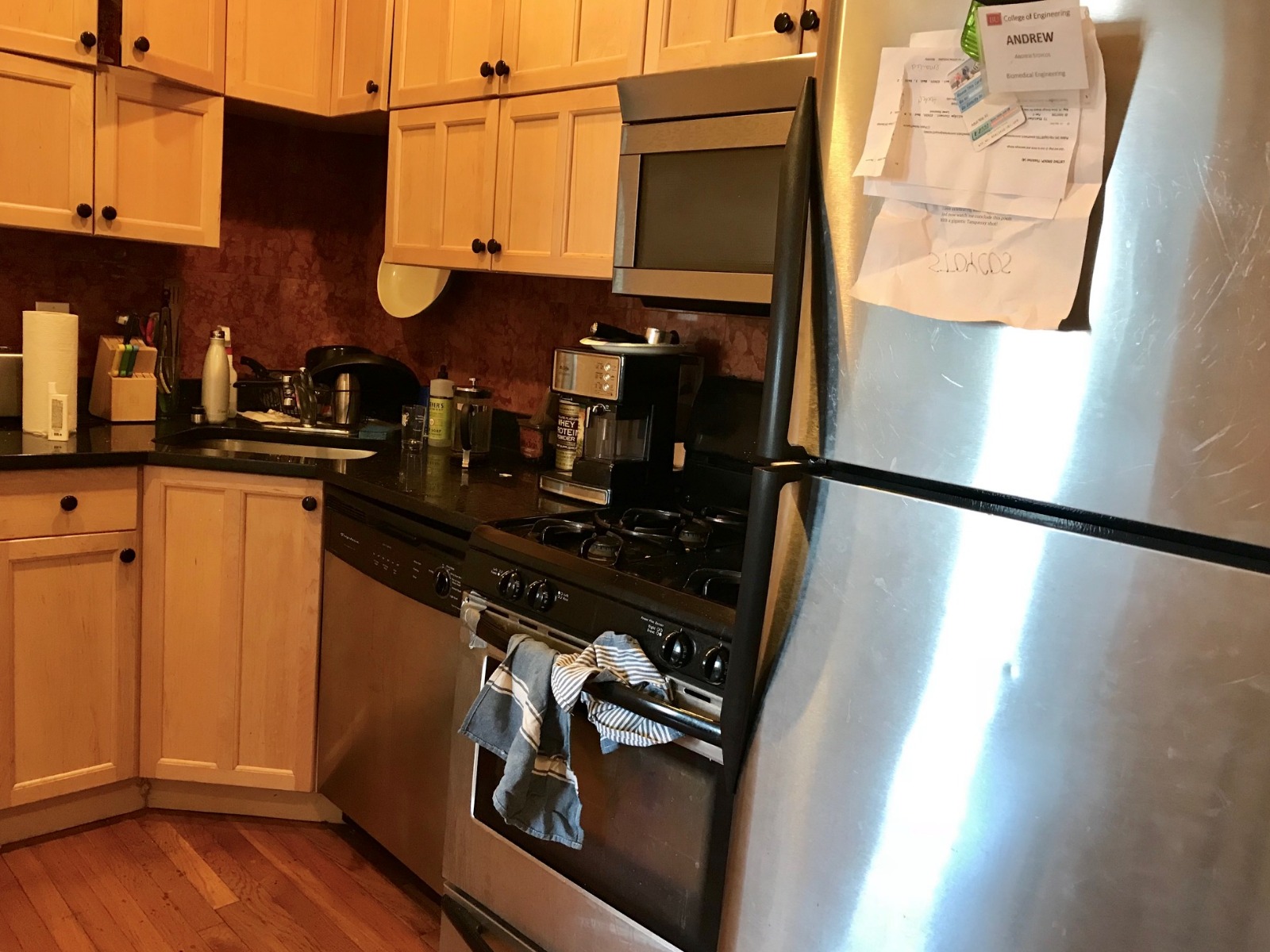 73 Thatcher St, Washington Square