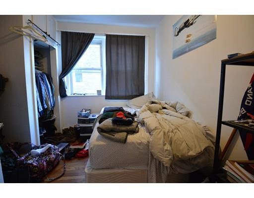 73 Thatcher St, Coolidge Corner