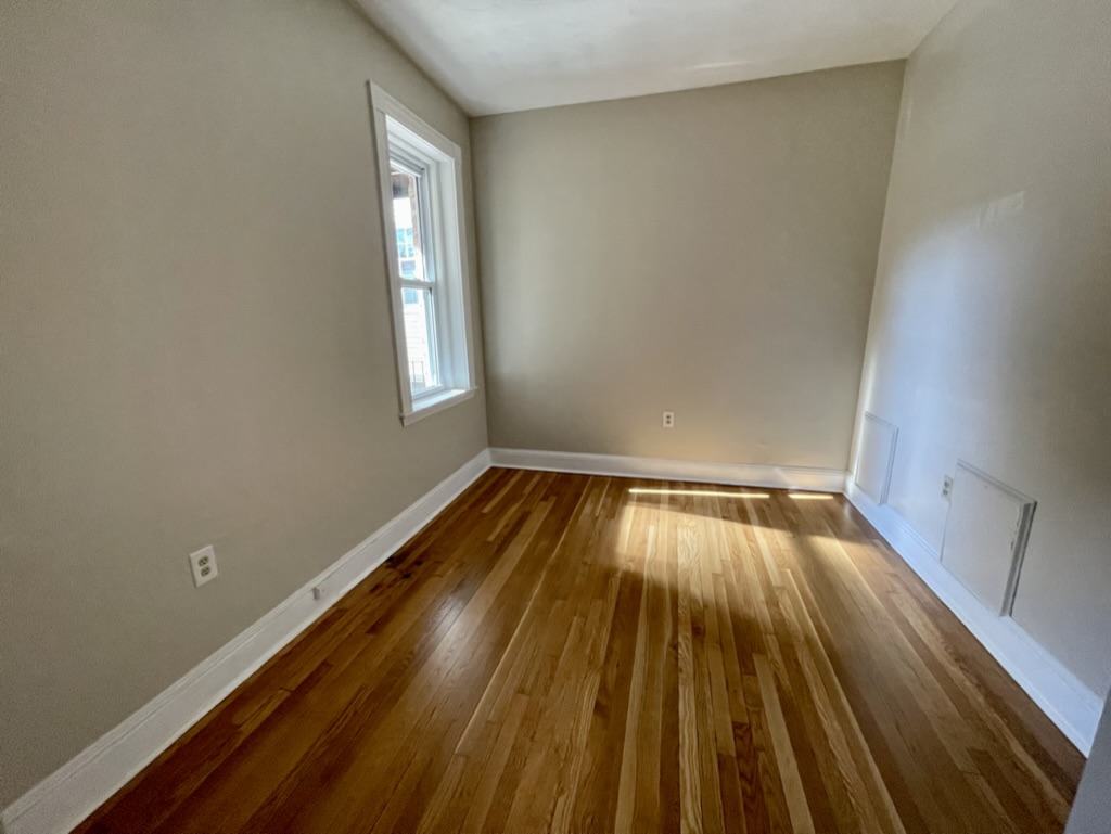 10 Browne St, Coolidge Corner