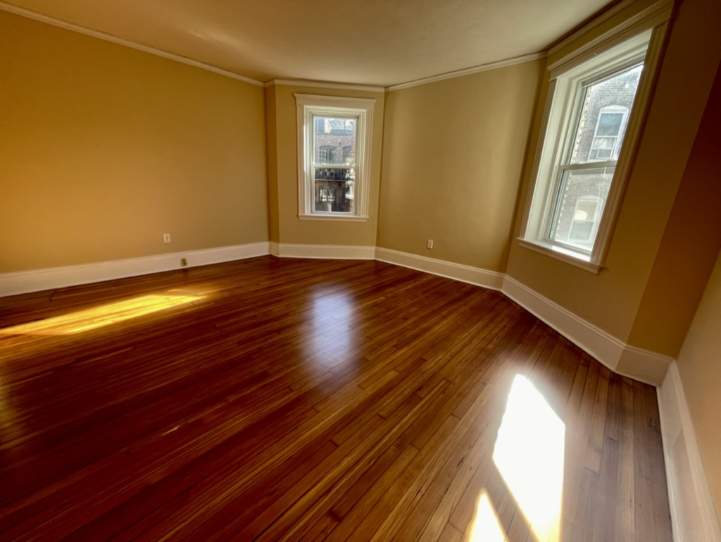 10 Browne St, Coolidge Corner