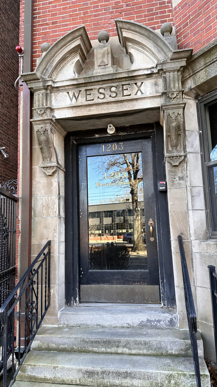 1203 Beacon, Coolidge Corner