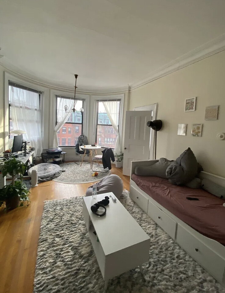 464 Beacon St, Back Bay