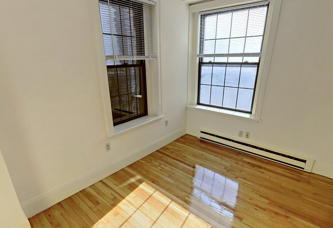 88 West Cedar St, Beacon Hill