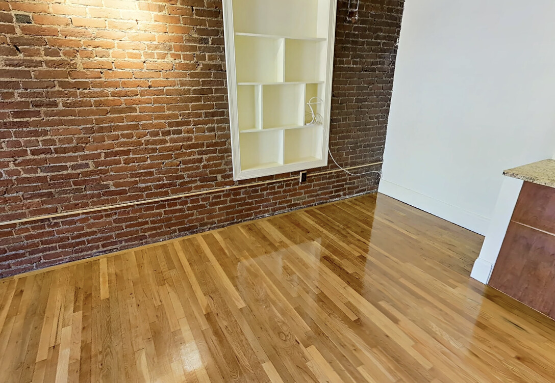 88 West Cedar St, Beacon Hill