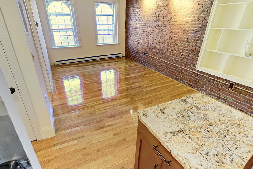 88 West Cedar St, Beacon Hill