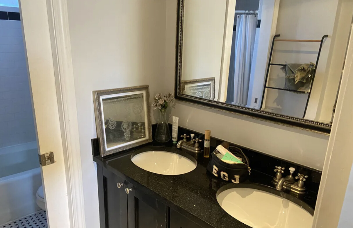 113 Beacon St, Back Bay