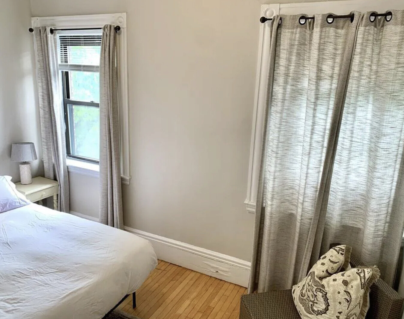 583 Beacon St, Fenway