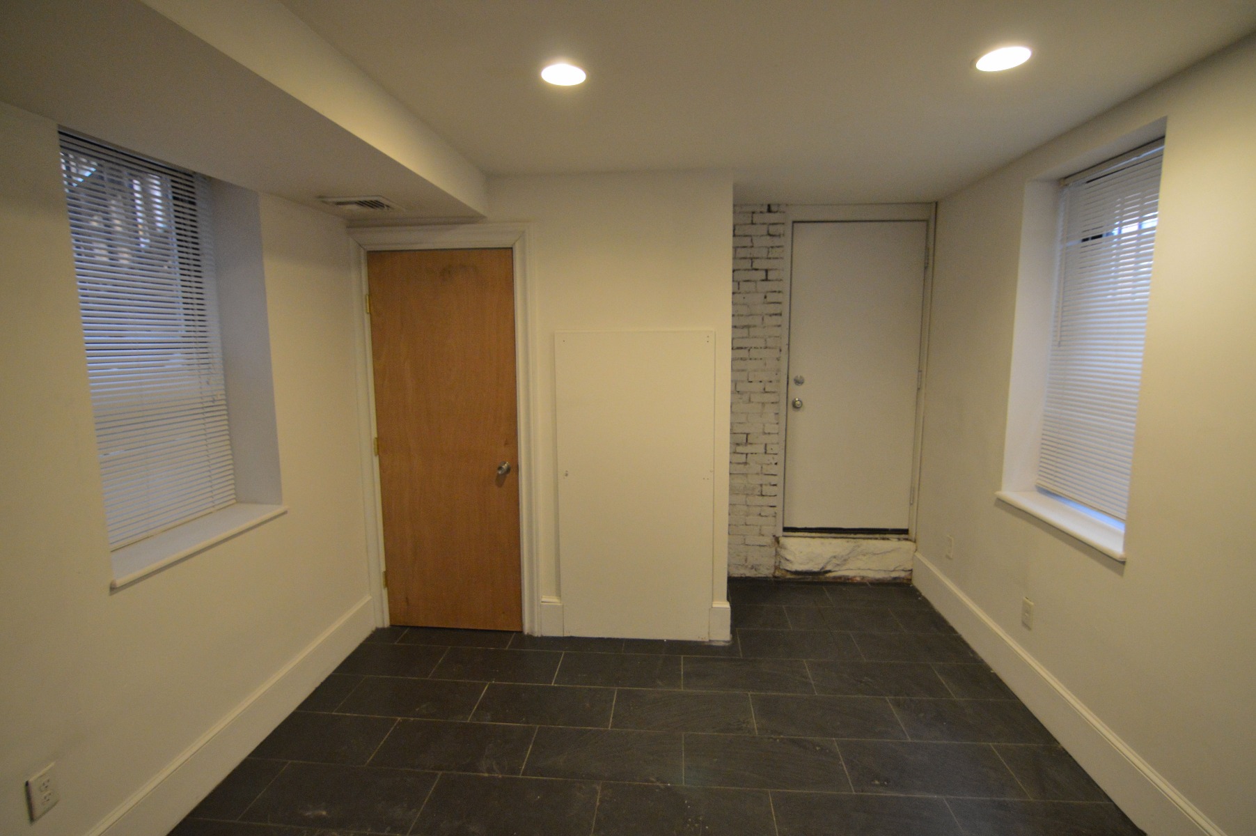 64 Louis Prang St, Fenway