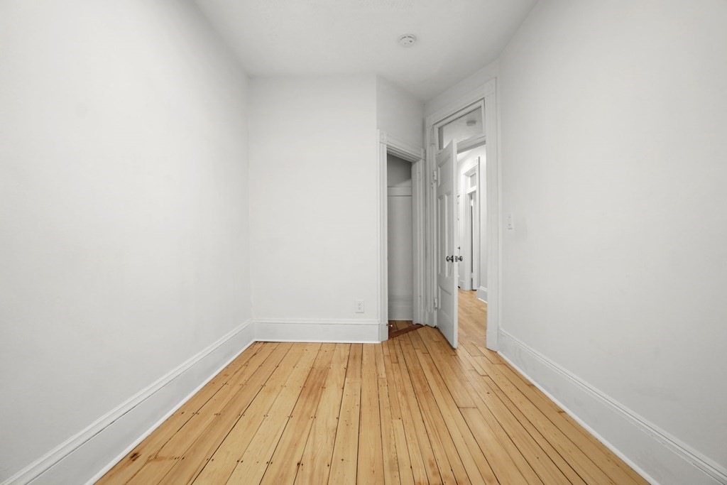 13 Garrison St, Back Bay