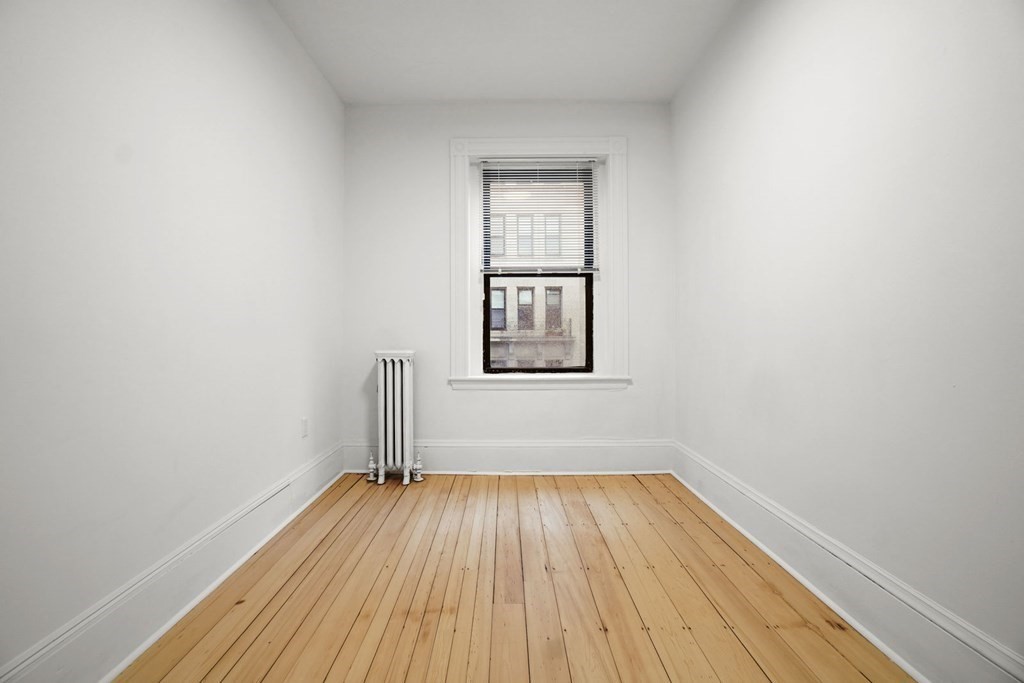 13 Garrison St, Back Bay