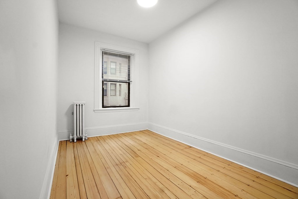 13 Garrison St, Back Bay