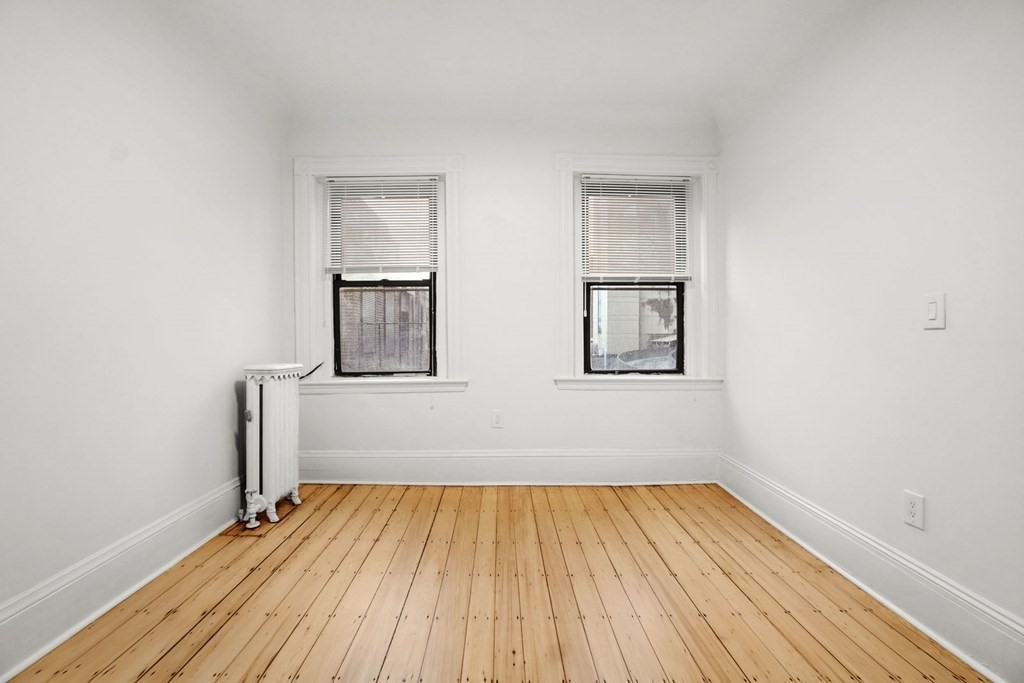 13 Garrison St, Back Bay