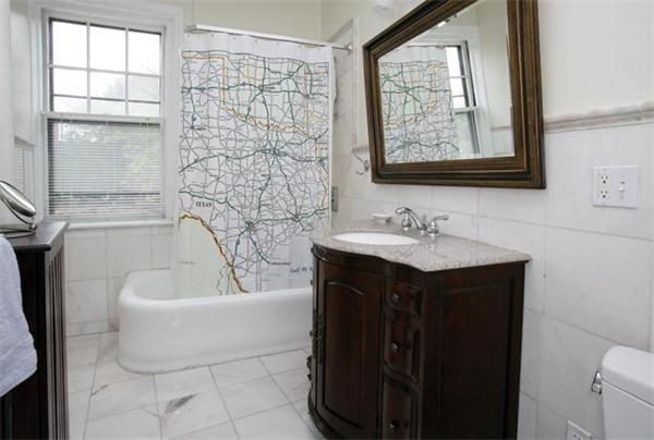 6 Lanark Rd, Washington Square