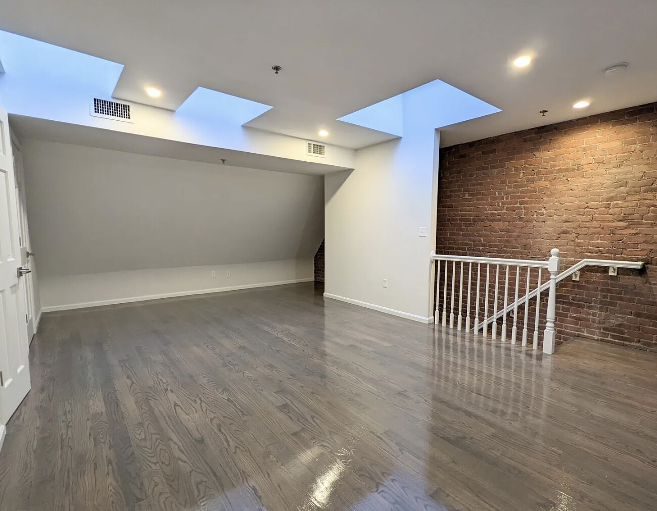 1406 Beacon St, Coolidge Corner