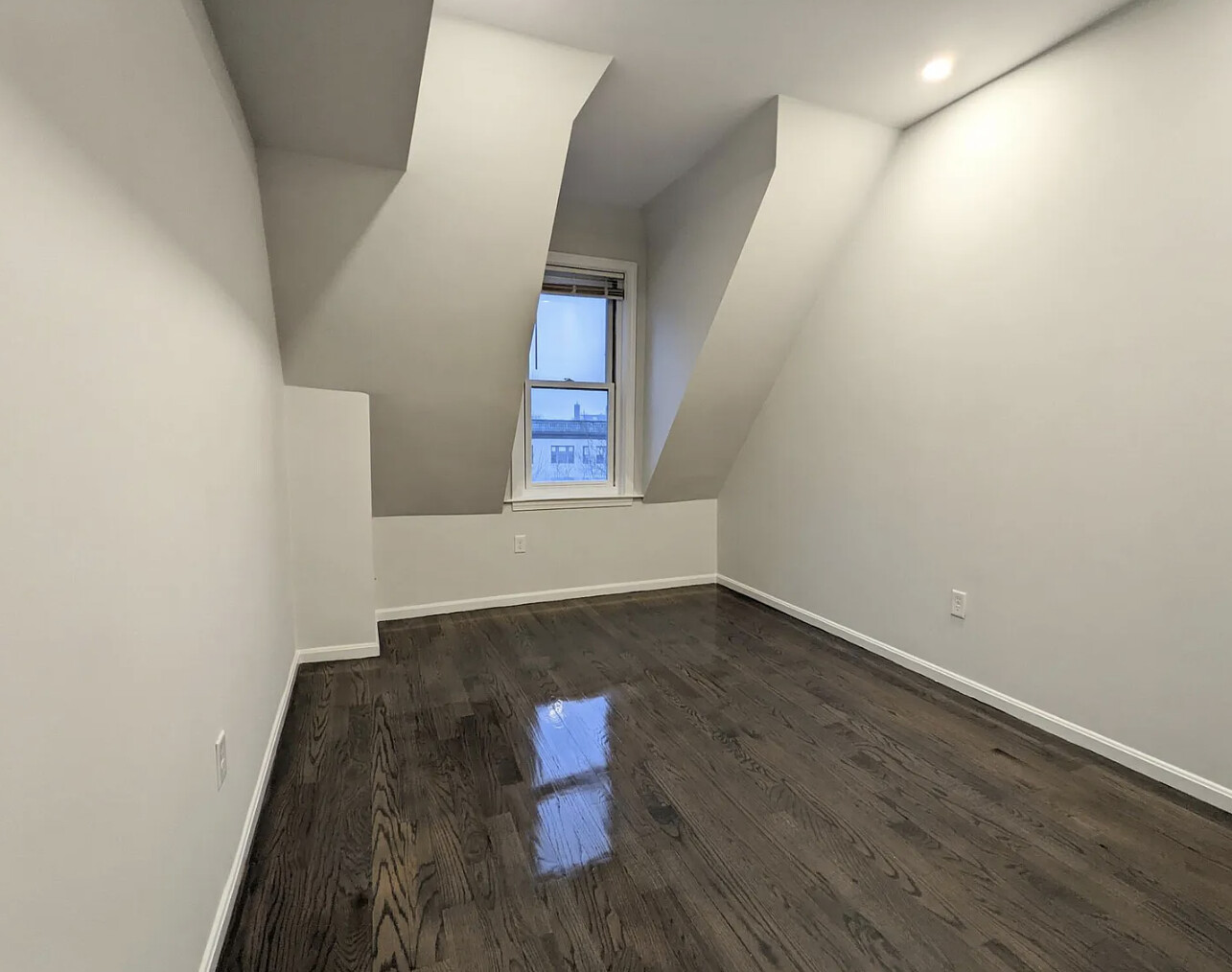 1406 Beacon St, Coolidge Corner