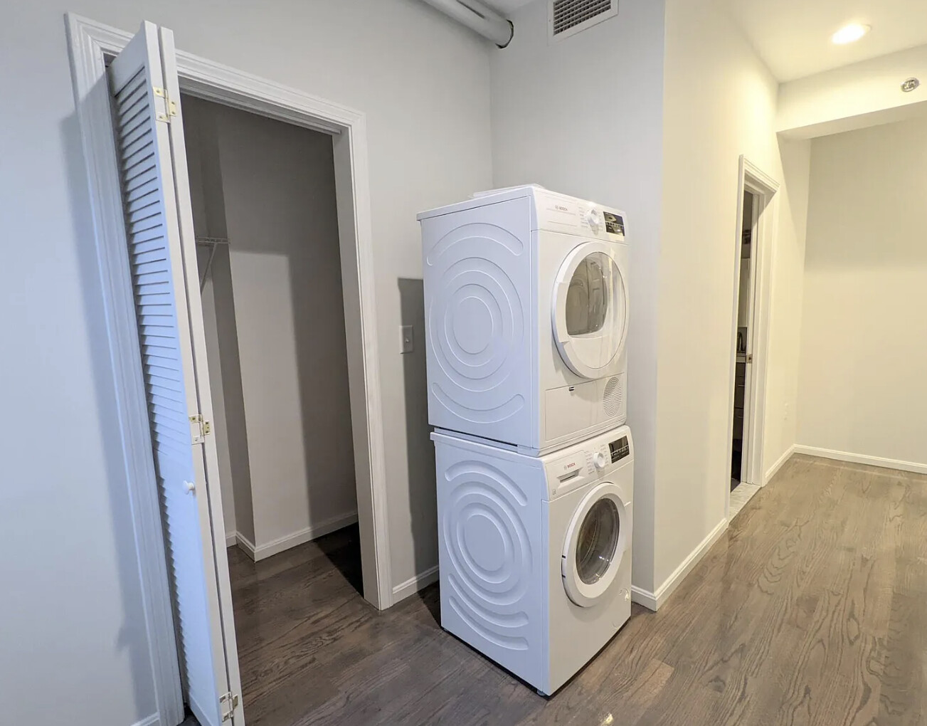 1406 Beacon St, Coolidge Corner