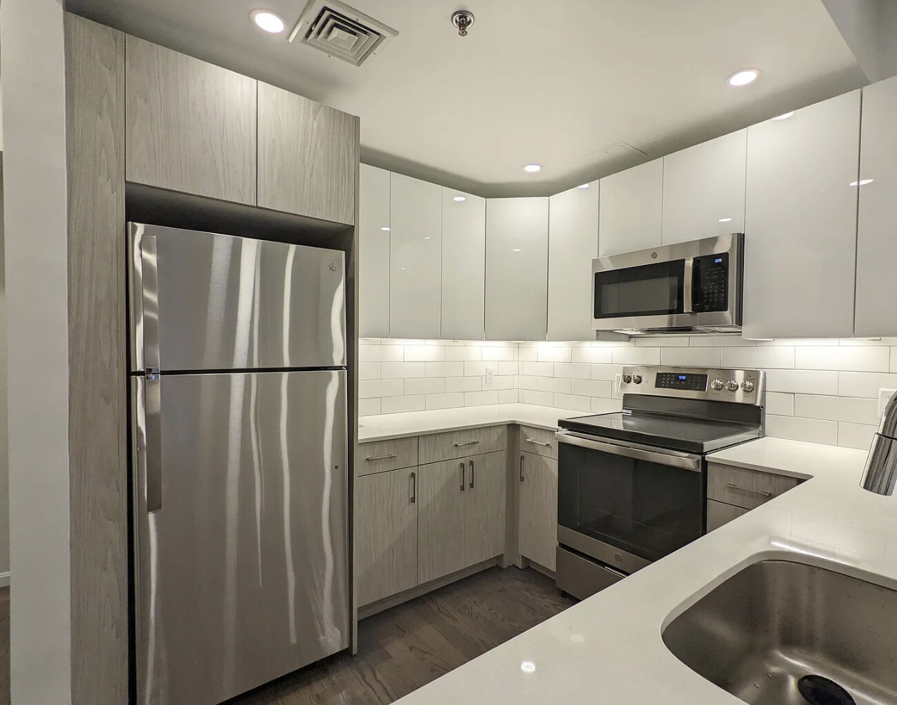 1406 Beacon St, Coolidge Corner