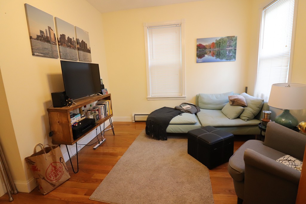 14 Leverett St, Brookline Village